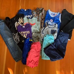 Lot of 15 Kids Mixed Clothing Size M (8)